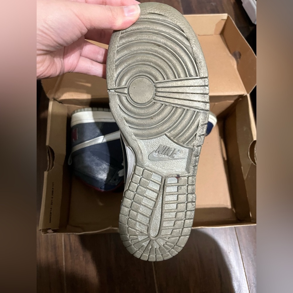 Nike - Picture 5 of 5